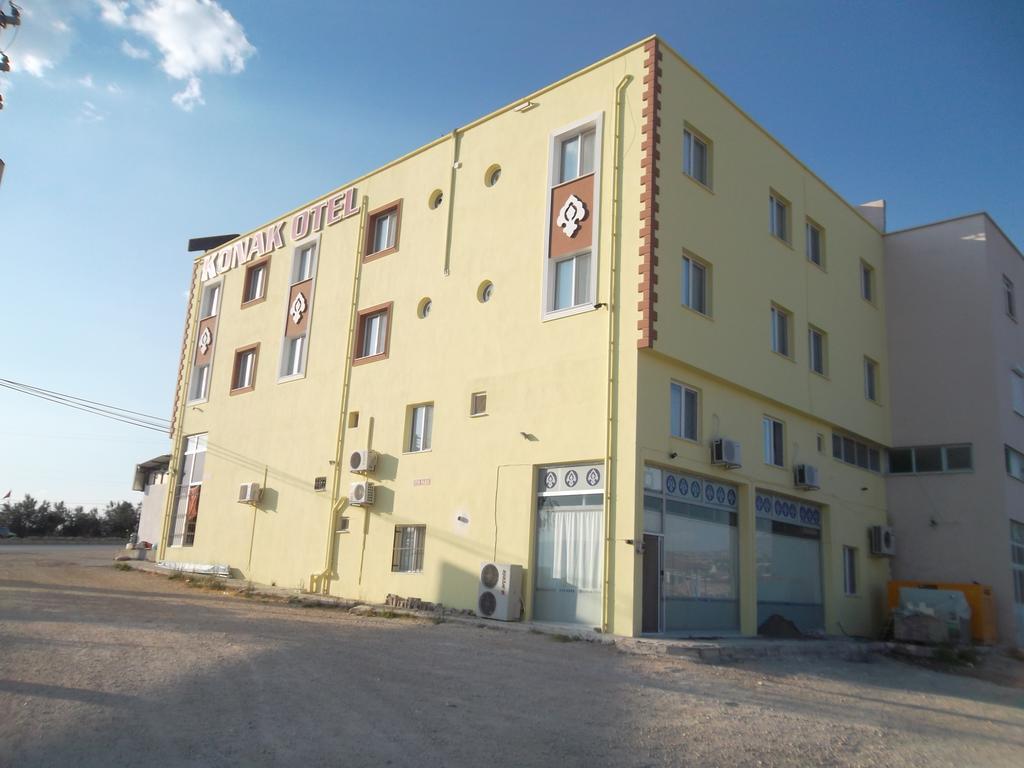 Konak Hotel Mut ภายนอก รูปภาพ