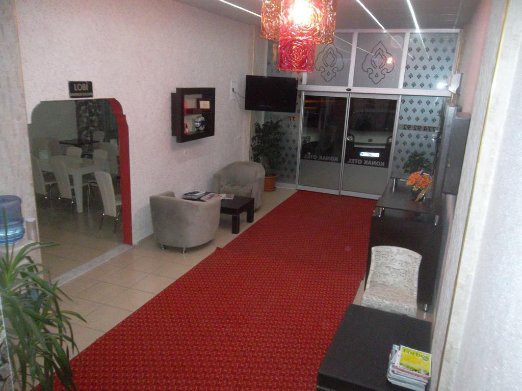 Konak Hotel Mut ภายนอก รูปภาพ